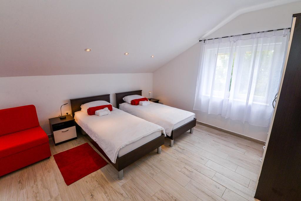 Arta Apartments ซาดาร์ ภายนอก รูปภาพ