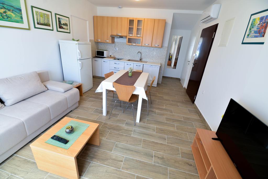 Arta Apartments ซาดาร์ ภายนอก รูปภาพ